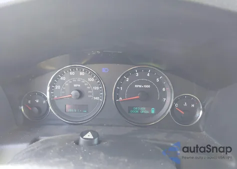 2006 Jeep Commander from USA, damaged, VIN 1J8HH48N46C192610